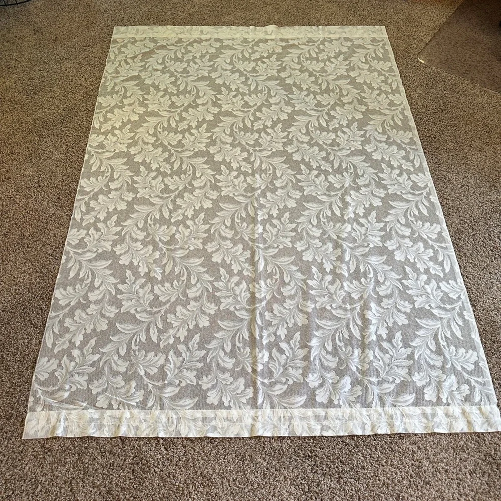VINTAGE Lace Sheer Curtain Panel 55x81 White Floral Leaf Pattern Made in USA